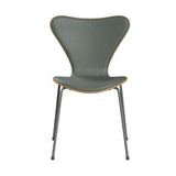 Fritz Hansen - 3107 stol, naturfiner og forsidepolstret i Grace læder - Eg - Concrete Grey læder - Silver Grey stel - Jacobsen Plus