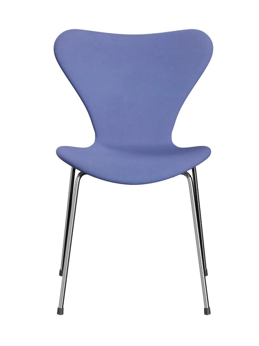 3107 Serie 7, fuldpolstret af Arne Jacobsen - Divina / 676 Pastel blå - Jacobsen Plus