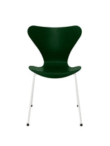 3107 Serie 7 stol i farvet ask af Arne Jacobsen - Evergreen / Hvid - Jacobsen Plus