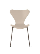 3107 Serie 7 stol lakeret af Arne Jacobsen - Light Beige / Brown Bronze - Jacobsen Plus