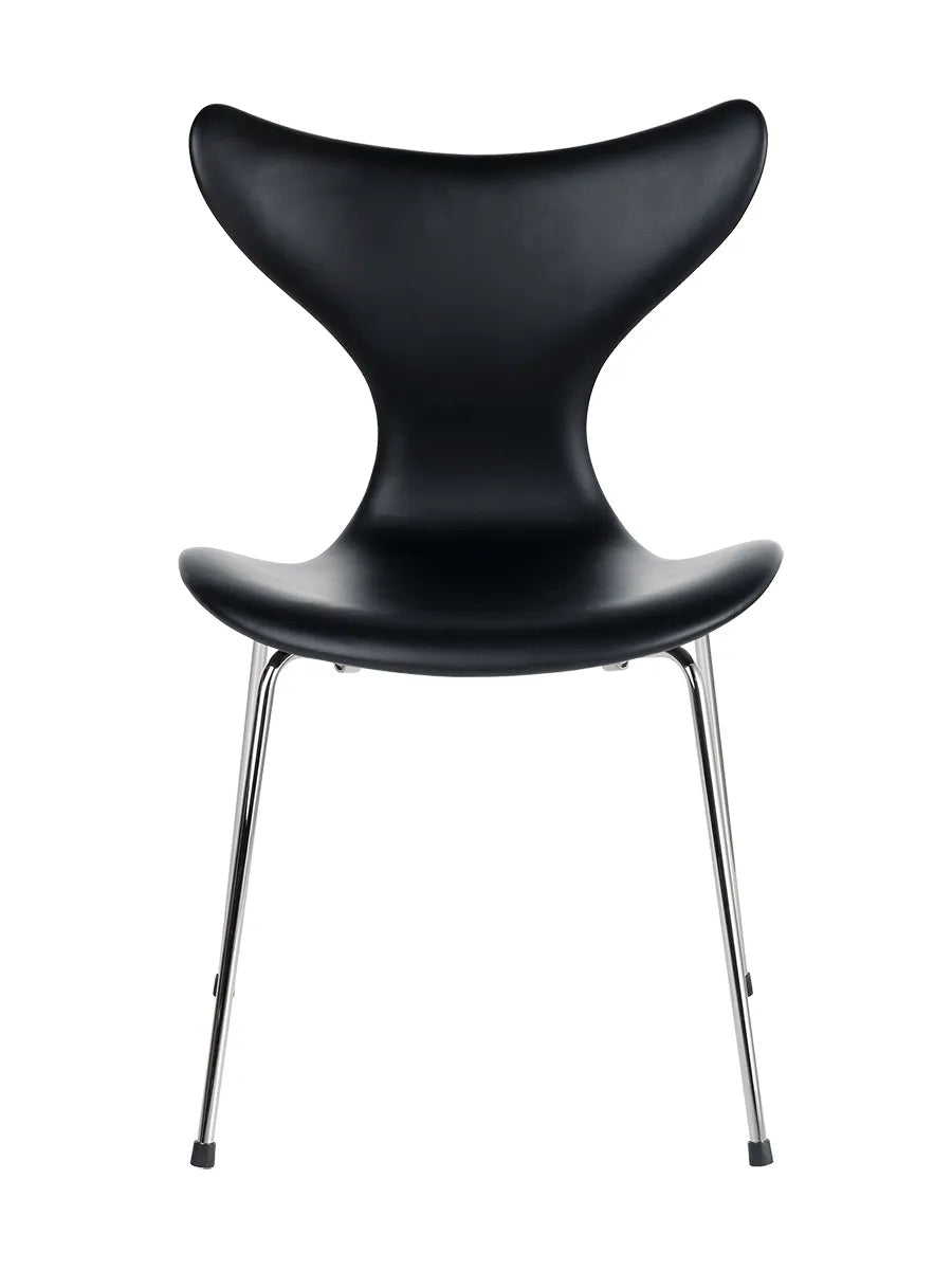 3108 Liljen af Arne Jacobsen - Essential læder / Sort - Jacobsen Plus