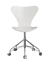 3117 Serie 7 Kontorstol af Arne Jacobsen - Uden polstring / Farvet ask / Hvid - Jacobsen Plus