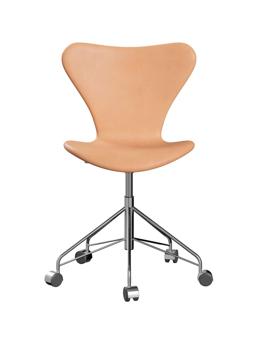 3117 Serie 7 Kontorstol af Arne Jacobsen - Fuldpolstret / Natur læder / Natur - Jacobsen Plus