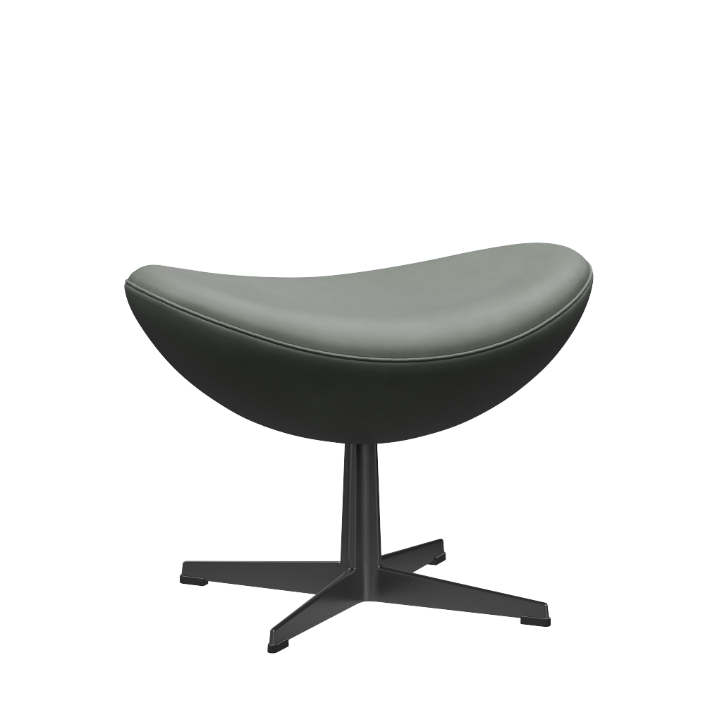3127 Fodskammel til Ægget, stel i sort af Arne Jacobsen - Grace læder - Concrete Grey - Jacobsen Plus