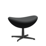 3127 Fodskammel til Ægget, stel i sort af Arne Jacobsen - Haze læder - Anthracite - Jacobsen Plus