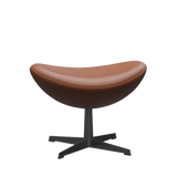3127 Fodskammel til Ægget, stel i sort af Arne Jacobsen - Essential læder - Walnut - Jacobsen Plus