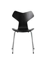 3130 Grand Prix stol i farvet ask af Arne Jacobsen - Sort / Silver Grey - Jacobsen Plus