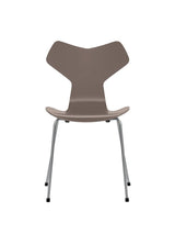 3130 Grand Prix stol lakeret af Arne Jacobsen - Deep Clay / Silver Grey - Jacobsen Plus