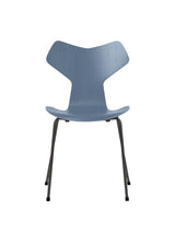 3130 Grand Prix stol i farvet ask af Arne Jacobsen - Dusk Blue / Warm Graphite - Jacobsen Plus