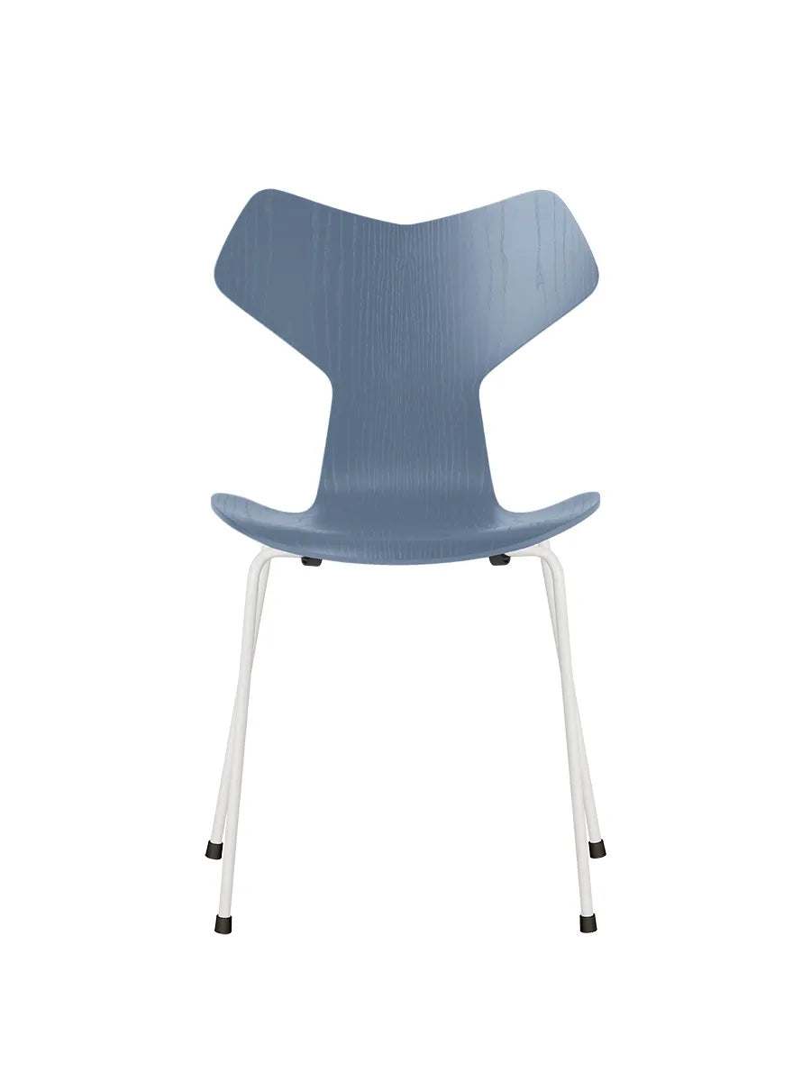 3130 Grand Prix stol i farvet ask af Arne Jacobsen - Dusk Blue / Hvid - Jacobsen Plus