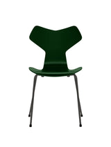 3130 Grand Prix stol lakeret af Arne Jacobsen - Evergreen / Warm Graphite - Jacobsen Plus