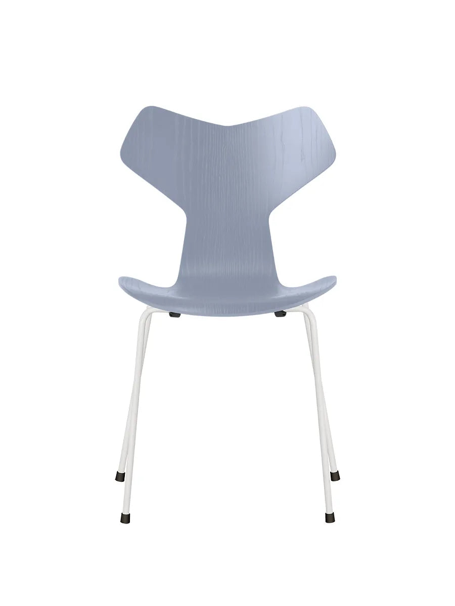 3130 Grand Prix stol i farvet ask af Arne Jacobsen - Lavender Blue / Hvid - Jacobsen Plus