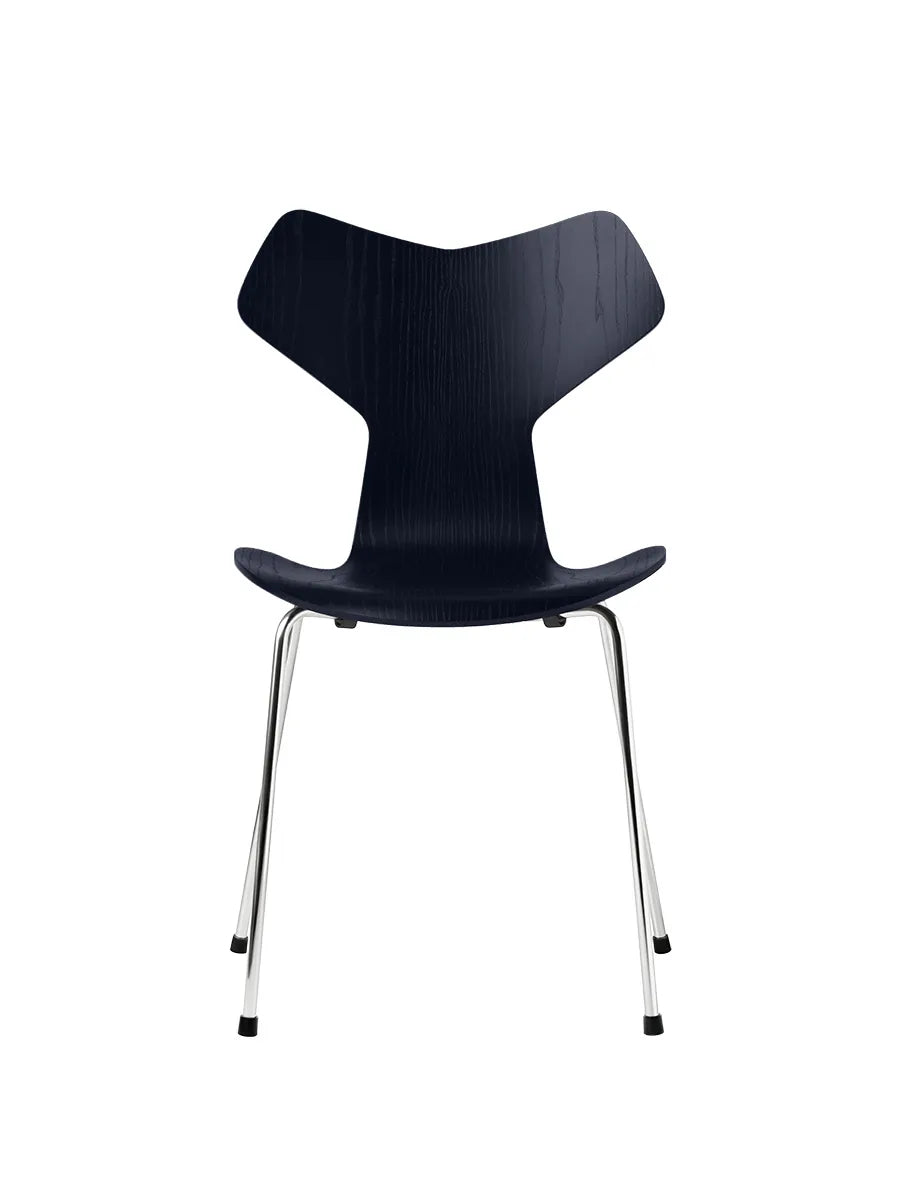 3130 Grand Prix stol i farvet ask af Arne Jacobsen - Midnight Blue / Krom - Jacobsen Plus