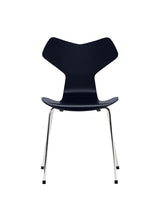 3130 Grand Prix stol lakeret af Arne Jacobsen - Midnight Blue / Krom - Jacobsen Plus