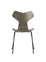 3130 Grand Prix stol i farvet ask af Arne Jacobsen - Olive Green / Warm Graphite - Jacobsen Plus