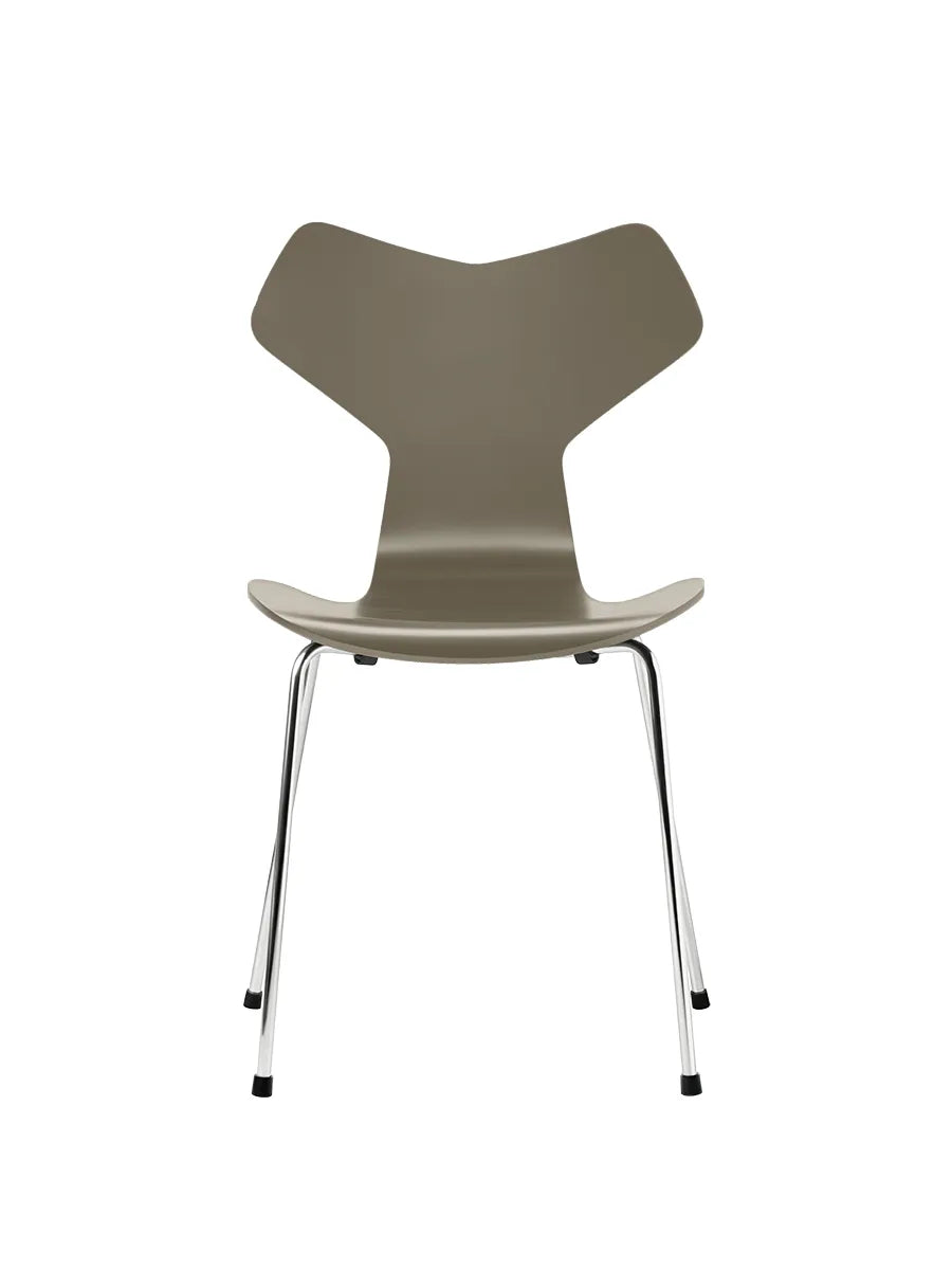 3130 Grand Prix stol lakeret af Arne Jacobsen - Nine Grey / Krom - Jacobsen Plus