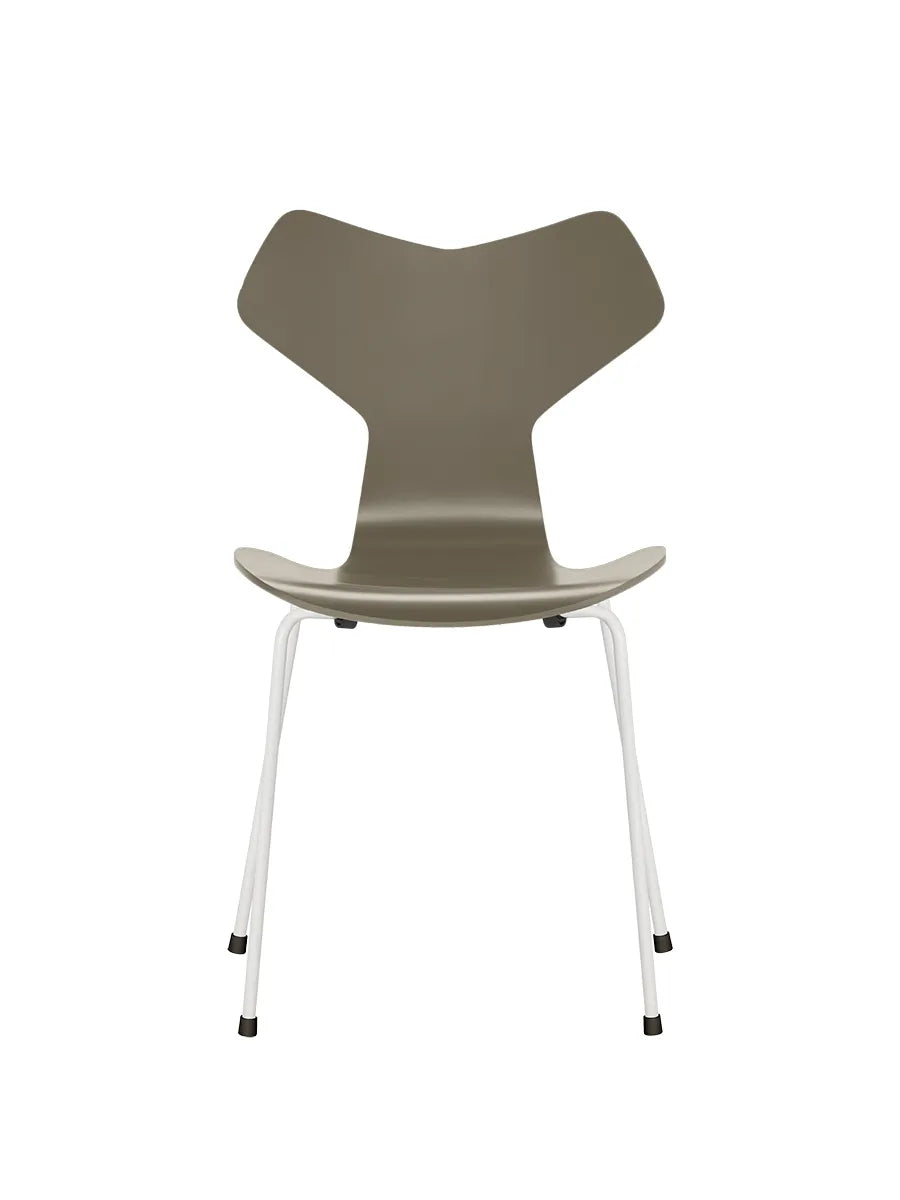 3130 Grand Prix stol lakeret af Arne Jacobsen - Olive Green / Hvid - Jacobsen Plus