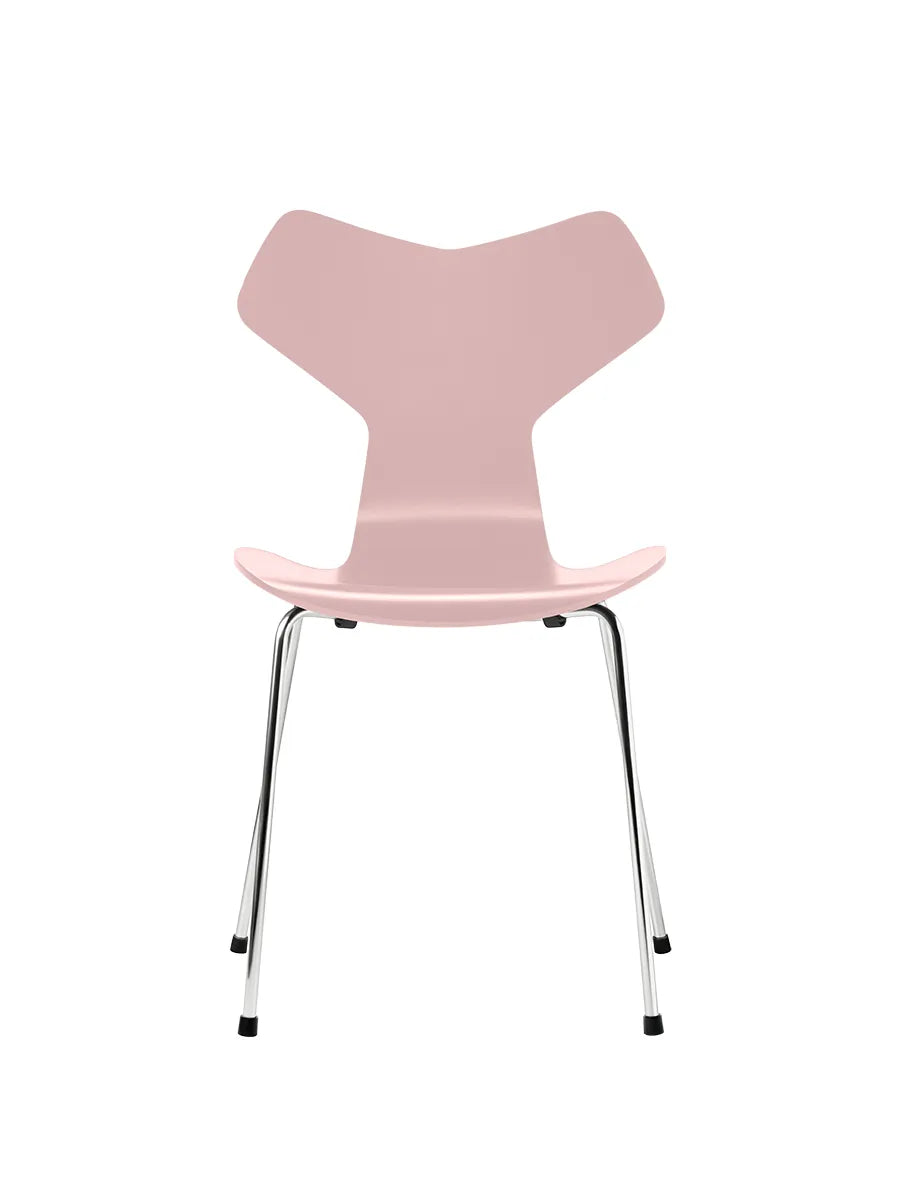 3130 Grand Prix stol lakeret af Arne Jacobsen - Pale Rose / Krom - Jacobsen Plus