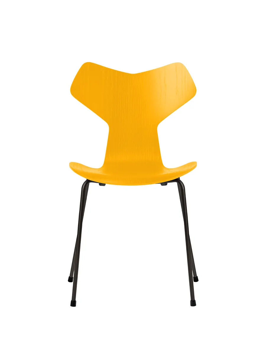 3130 Grand Prix stol i farvet ask af Arne Jacobsen - True Yellow / Sort - Jacobsen Plus