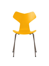 3130 Grand Prix stol i farvet ask af Arne Jacobsen - True Yellow / Brown Bronze - Jacobsen Plus
