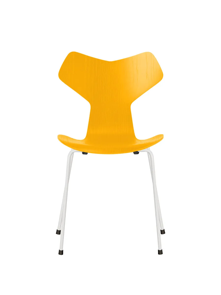 3130 Grand Prix stol i farvet ask af Arne Jacobsen - True Yellow / Hvid - Jacobsen Plus