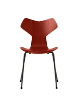 3130 Grand Prix stol i farvet ask af Arne Jacobsen - Venetian Red / Sort - Jacobsen Plus
