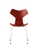 3130 Grand Prix stol i farvet ask af Arne Jacobsen - Venetian Red / Hvid - Jacobsen Plus