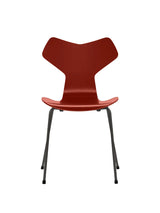 3130 Grand Prix stol lakeret af Arne Jacobsen - Venetian Red / Warm Graphite - Jacobsen Plus