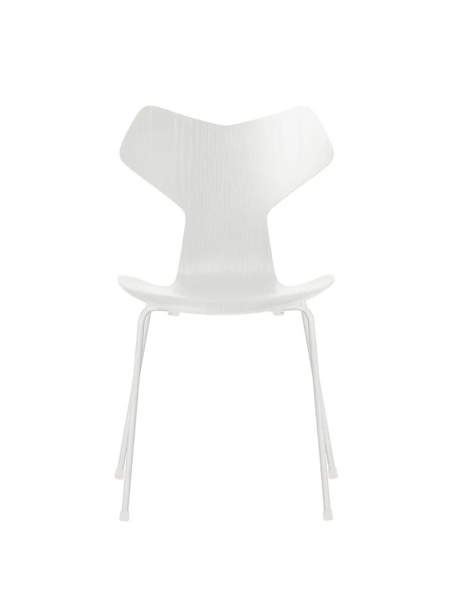 3130 Grand Prix stol i farvet ask af Arne Jacobsen - Hvid / Hvid - Jacobsen Plus