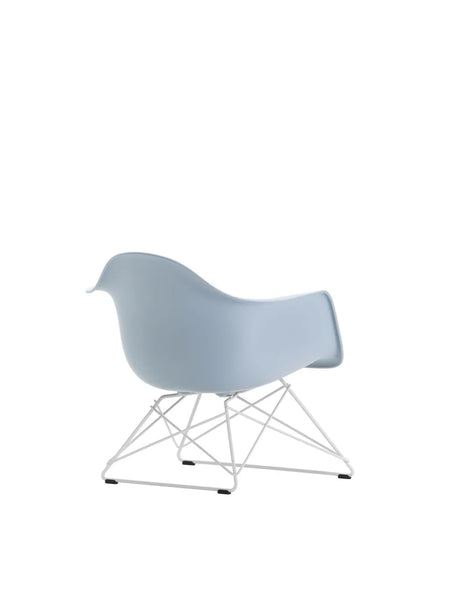 Eames Plastic Armchair LAR, hvidlakeret fra Vitra - Sea blue - Jacobsen Plus
