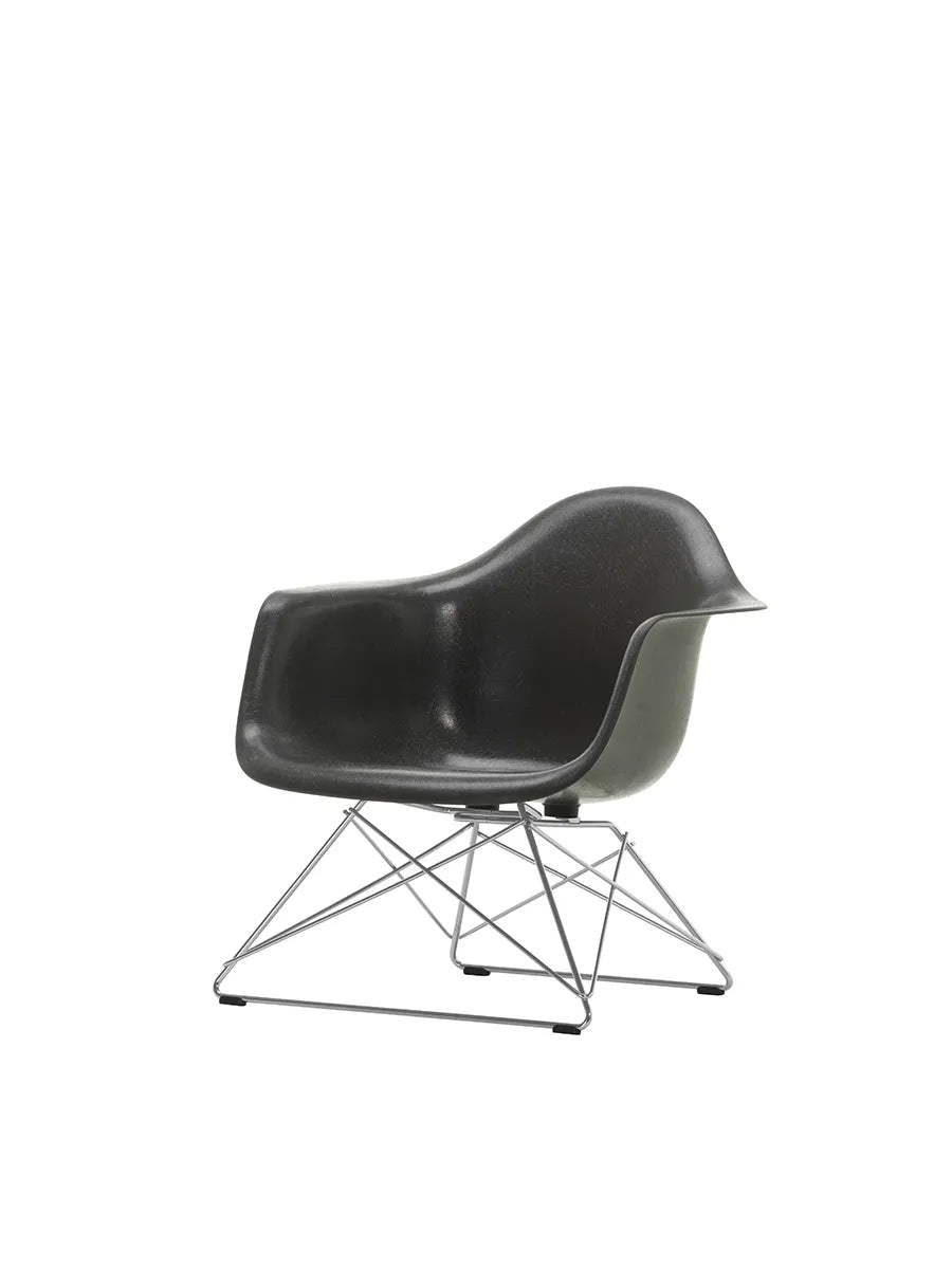 Eames Fiberglass Armchair LAR, forkromet fra Vitra - Eames Elephant Hide Grey - Jacobsen Plus