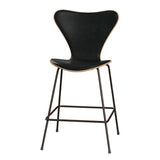 Fritz Hansen - 3187 lav barstol, naturfiner og forsidepolstret i Grace læder - Bøg - Sort læder - Brown Bronze stel - Jacobsen Plus