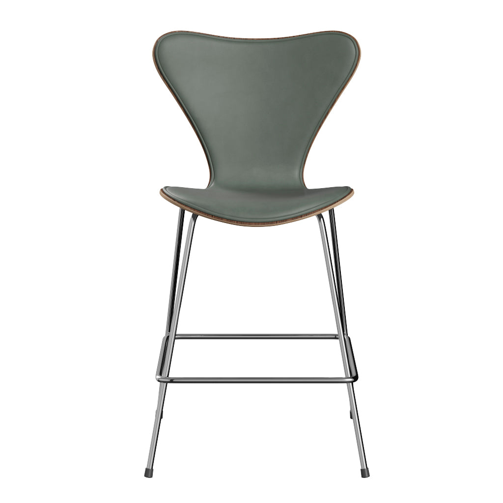 Fritz Hansen - 3187 lav barstol, naturfiner og forsidepolstret i Grace læder - Valnød - Concrete Grey læder - Krom stel - Jacobsen Plus