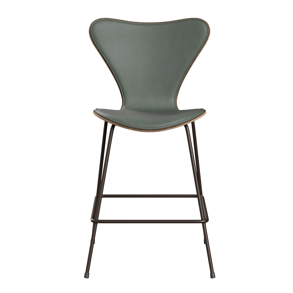 Fritz Hansen - 3187 lav barstol, naturfiner og forsidepolstret i Grace læder - Valnød - Concrete Grey læder - Brown Bronze stel - Jacobsen Plus