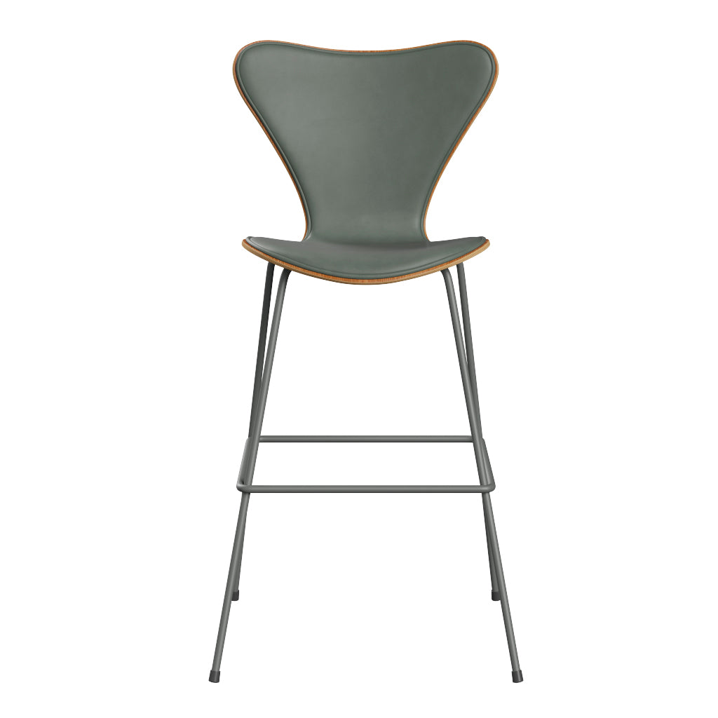 Fritz Hansen - 3197 høj barstol, naturfiner og forsidepolstret i Grace læder - Elm - Concrete Grey læder - Silver Grey stel - Jacobsen Plus