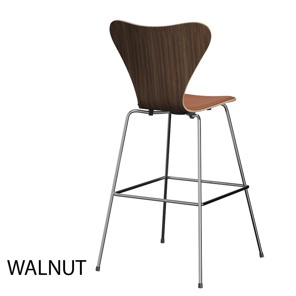 Fritz Hansen - 3197 høj barstol, naturfiner og forsidepolstret i Grace læder - 1 - Jacobsen Plus