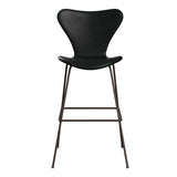 Fritz Hansen - 3197 høj barstol, fuldpolstret i Grace læder - Sort læder - Brown Bronze stel - Jacobsen Plus
