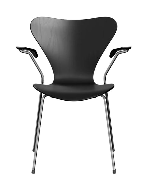 3207 Serie 7 Armstol af Arne Jacobsen - Uden polstring / Farvet ask / Sort - Jacobsen Plus