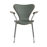 Fritz Hansen - 3207 stol med armlæn, naturfiner og forsidepolstret i Grace læder - Mørkbejdset eg - Concrete Grey læder - Krom stel - Jacobsen Plus