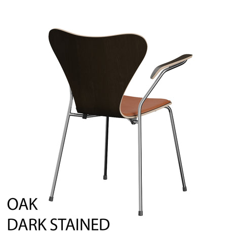Fritz Hansen - 3207 stol med armlæn, naturfiner og forsidepolstret i Grace læder - Bøg - Sort læder - Krom stel - Jacobsen Plus