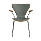 Fritz Hansen - 3207 stol med armlæn, naturfiner og forsidepolstret i Grace læder - Elm - Concrete Grey læder - Silver Grey stel - Jacobsen Plus