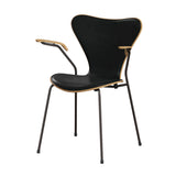 Fritz Hansen - 3207 stol med armlæn, naturfiner og forsidepolstret i Grace læder - Eg- Sort læder - Brown Bronze stel - Jacobsen Plus