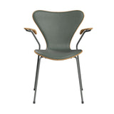 Fritz Hansen - 3207 stol med armlæn, naturfiner og forsidepolstret i Grace læder - Eg - Concrete Grey læder - Silver Grey stel - Jacobsen Plus