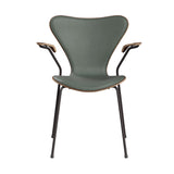 Fritz Hansen - 3207 stol med armlæn, naturfiner og forsidepolstret i Grace læder - Valnød - Concrete Grey læder - Warm Graphite stel - Jacobsen Plus