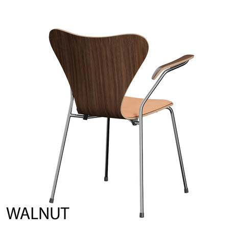 Fritz Hansen - 3207 stol med armlæn, naturfiner og forsidepolstret i Natur læder - Bøg - Krom stel - Jacobsen Plus