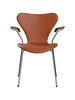 3207 stol m/armlæn, fuldpolstret Essential læder valnød/krom stel af Arne Jacobsen