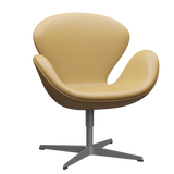 3320 Svanen loungestol, stel i silver grey af Arne Jacobsen - Aura læder - Beige - Jacobsen Plus
