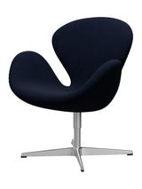 3320 Svanen i stof (prisgruppe 2) af Arne Jacobsen - 764 Kongeblå / Hallingdal - Jacobsen Plus