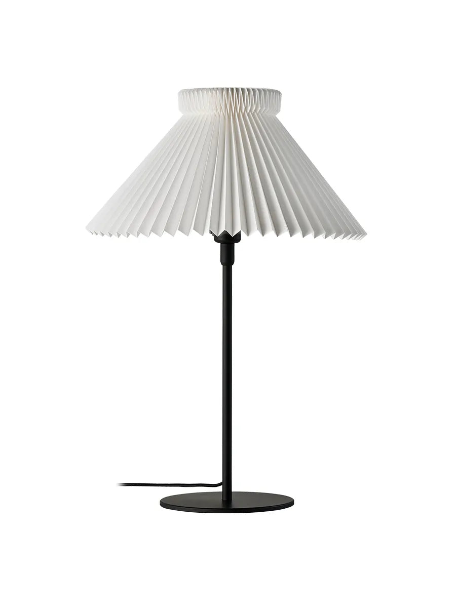 334T Bordlampe, white fra Le Klint