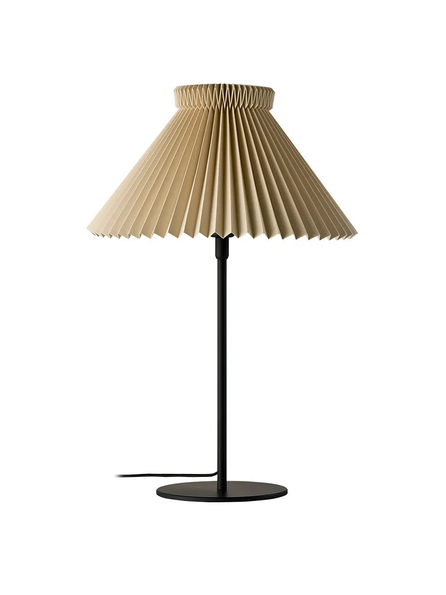 334T Bordlampe, buttermilk fra Le Klint - 1 - Jacobsen Plus